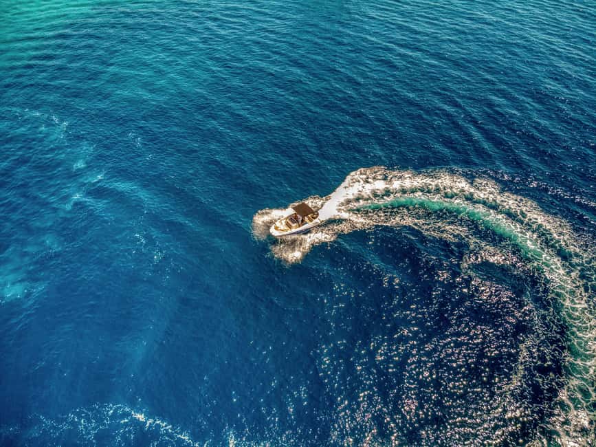 Kotor: Blue cave speedboat tour for a lifetime memories - The former submarine tunnel in five minutes
