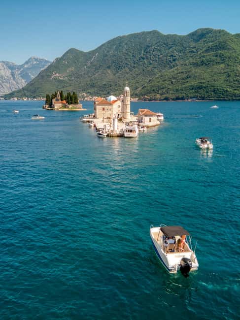 Kotor: Blue cave speedboat tour for a lifetime memories - What the guides and boat handling add