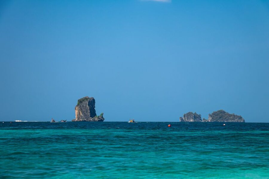 Krabi: 4 Islands Day Tour by Speedboat or Longtail Boat - What to bring for a comfortable day