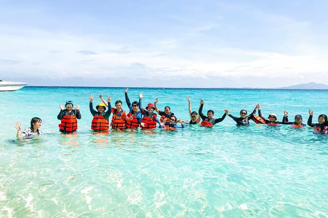 Krabi 4 Islands Speedboat Tour Snorkeling and Beach Lunch - Chicken Island and its famous rock profile