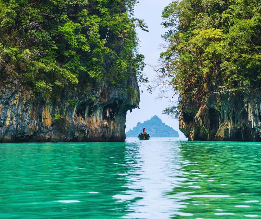 Krabi: 9 Islands Speedboat Full Day Tour - A full day from Krabi’s beaches to open water