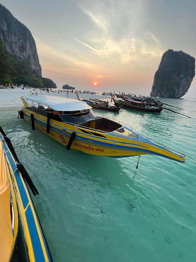 Krabi: 9 Islands Speedboat Full Day Tour - Lao Lading and Pak Bia start the island circuit