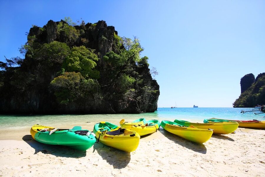 Krabi: Hong Islands Day Trip by Speedboat with Lunch - Lunch at the twin bays
