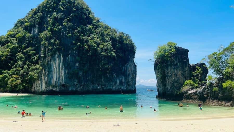 Krabi: Hong Islands Full-Day Private Speedboat Charter Tour - From your hotel to the first red rock