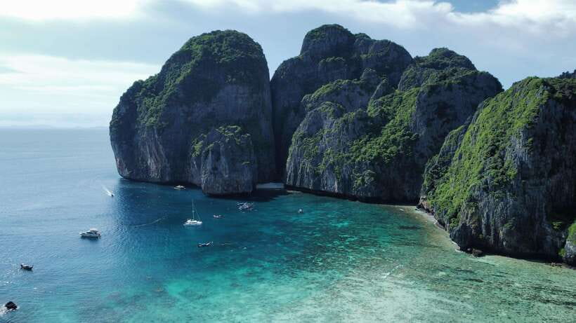 Krabi: Phi Phi and 4 Islands with Snorkeling by Speed Boat - Five details that shape your day