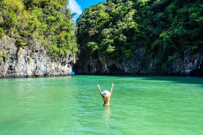 Krabi to James Bond and Hong Islands Offbeat Speedboat Tour - Koh Yao Noi and the quieter side of Phang Nga Bay