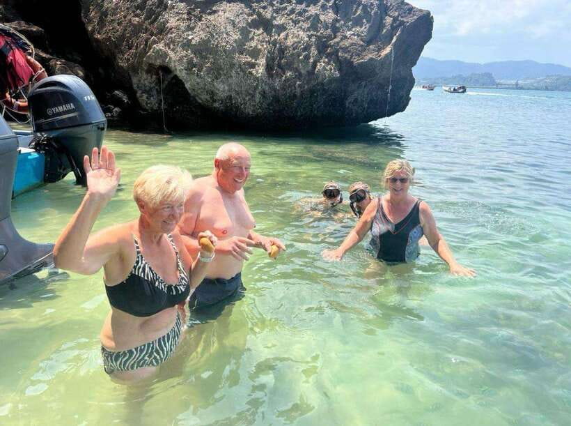 Langkawi: Dangli Island Snorkel and Swim Speedboat Tour - Dangli Island: snorkeling beside a beachless island