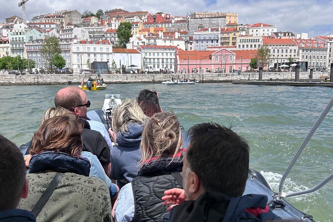 Lisbon Landmarks by Speedboat: Private 1-Hour Tour on the Tagus - Seeing Lisbon from the Tagus in one hour