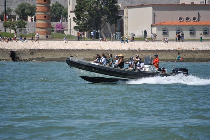 Lisbon: Sunset SpeedBoat Tour - The Discoveries Monument and Portugal’s seafaring past