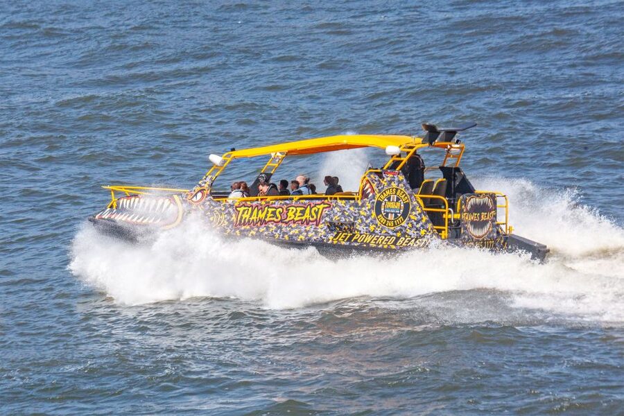 London: 40-Minute Thames Beast Jetboat Tour - Timing, clothing, and booking advice