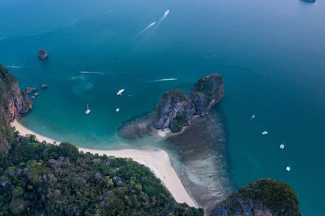 Luxury Private Speed Boat Charter Krabi Classics - What makes this charter worth considering