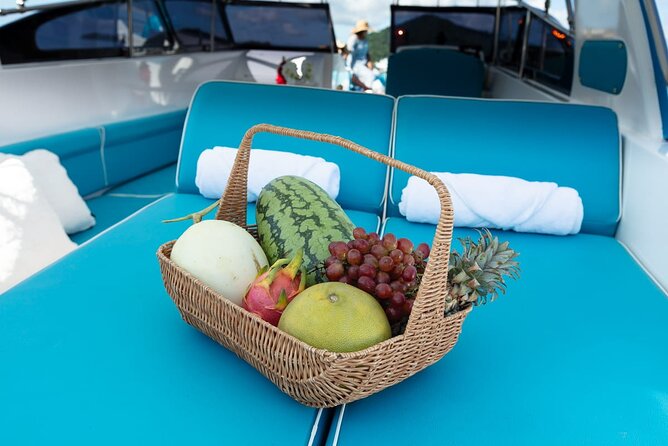 Luxury Private Speed Boat Charter - Phi Phi Sunrise - Thai-style lunch at Soho Pool Club