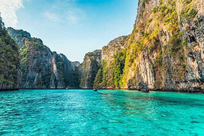 Luxury Private Speed Boat Charter - Phi Phi Sunrise - A private speedboat that changes the day