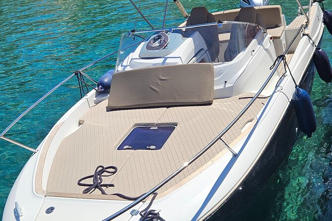 Luxury Private Speedboat Tour Islands & Blue Cave - The Blue Cave question