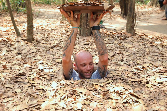 Luxury Speedboat 2 Ways from Ho Chi Minh city to Cu Chi Tunnels - The guides make the biggest difference