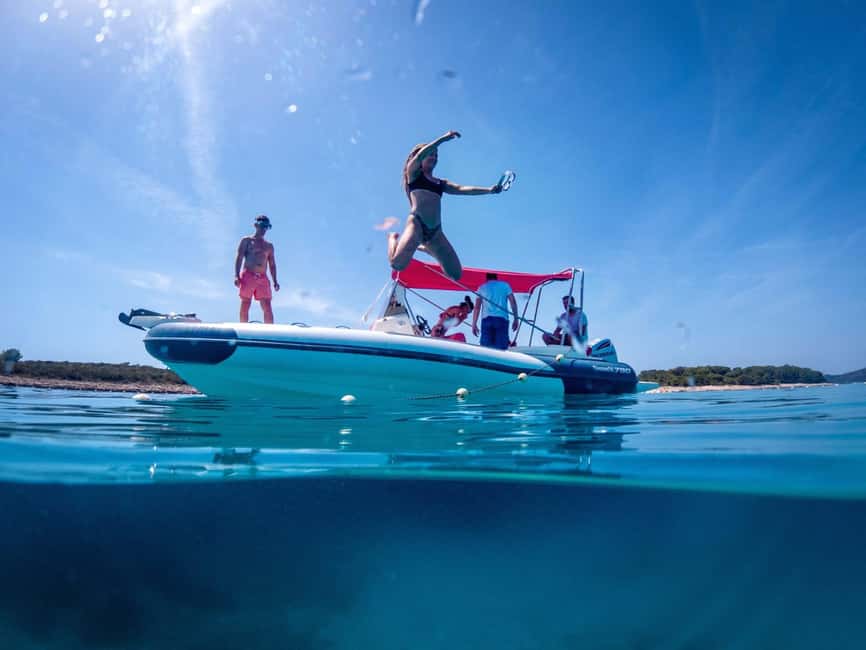 Magnific blue lagoon,speed boat towels included - Trogir: one hour in a compact UNESCO town