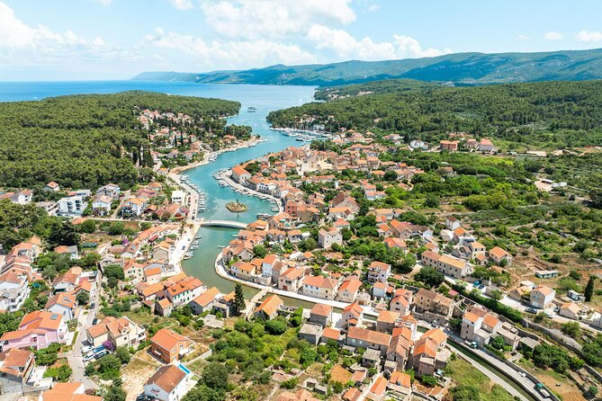 Makarska: 3-Island Golden Horn and Blue Lagoon Speedboat Tour - Is $108.02 a fair price?