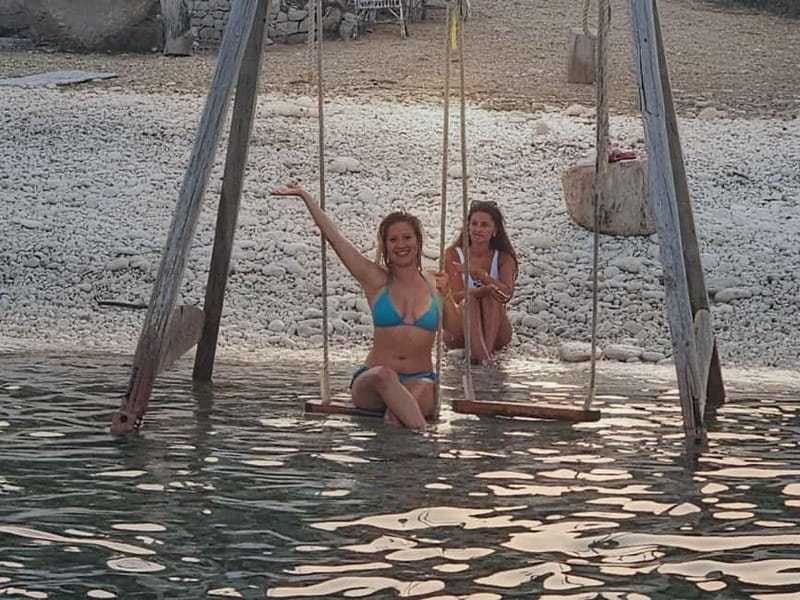 Makarska: Speedboat Sunset Tour to hidden bay on island Brač - Should you book the Makarska sunset speedboat tour?