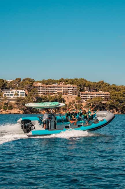 Mallorca: 2h speedboat tour, visit caves, cliffs and snorkel - A fast start from Puerto Club de Mar