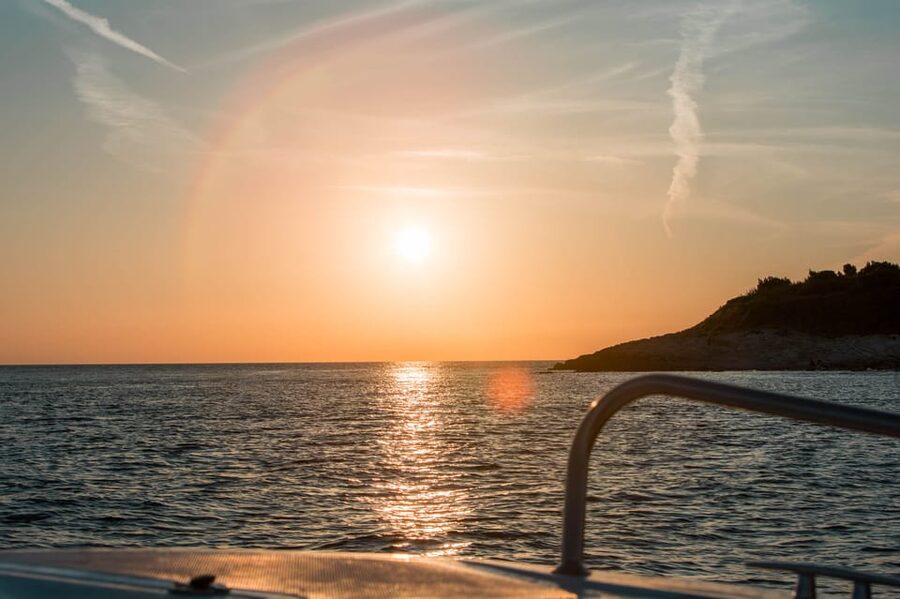 Medulin: Sunset on Speedboat with Lighthouse and Wine - Practical advice before you go