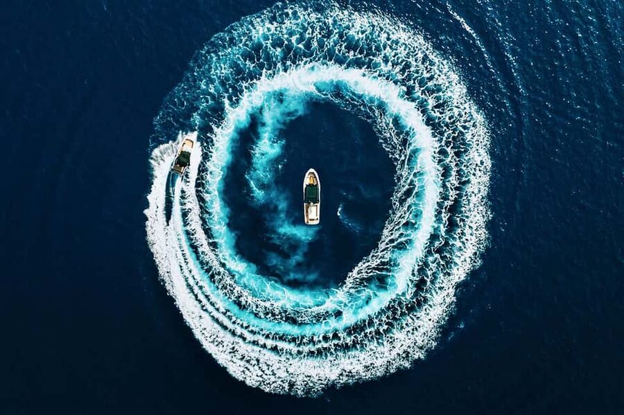 ❖ Milos: Private Speedboat Tour—Kleftiko Sarakiniko Poliegos - Choosing between the three routes