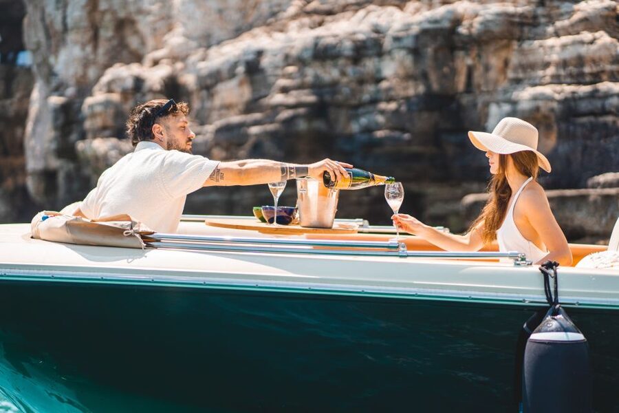 Monopoli: Private Sightseeing Speedboat Tour with Champagne - Why this private cruise works so well