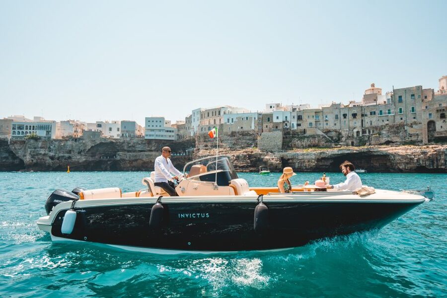 Monopoli: Private Sightseeing Speedboat Tour with Champagne - Polignano a Mare and the Hermit’s Rock