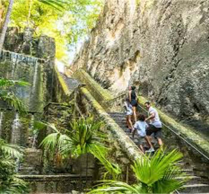 Nassau: Self Drive Speed Boat & Guided ATV Tour + Free Lunch - Lunch: a useful inclusion with an uncertain setup