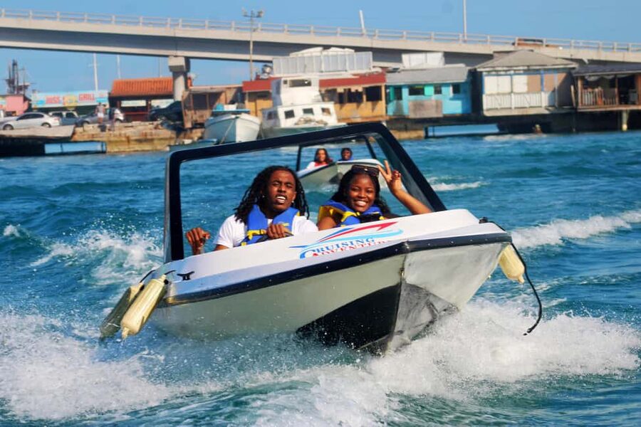 Nassau: Self-Drive Speedboat Ride and Pig Swimming Encounter - Taking the wheel on the open water
