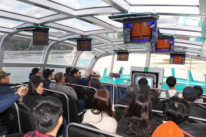Niagara CANADA, Domed (Dry) Jet Boat Tour - Guides, captains, and the tone of the trip