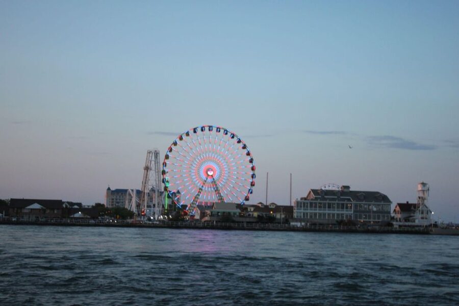 Ocean City, MD: Coastal Speedboat Tour with Dolphin Spotting - A short, fast introduction to Ocean City from the water