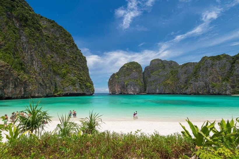 One Day Phi Phi Island by speed boat ( Join ) - Maya Bay brings the famous scenery
