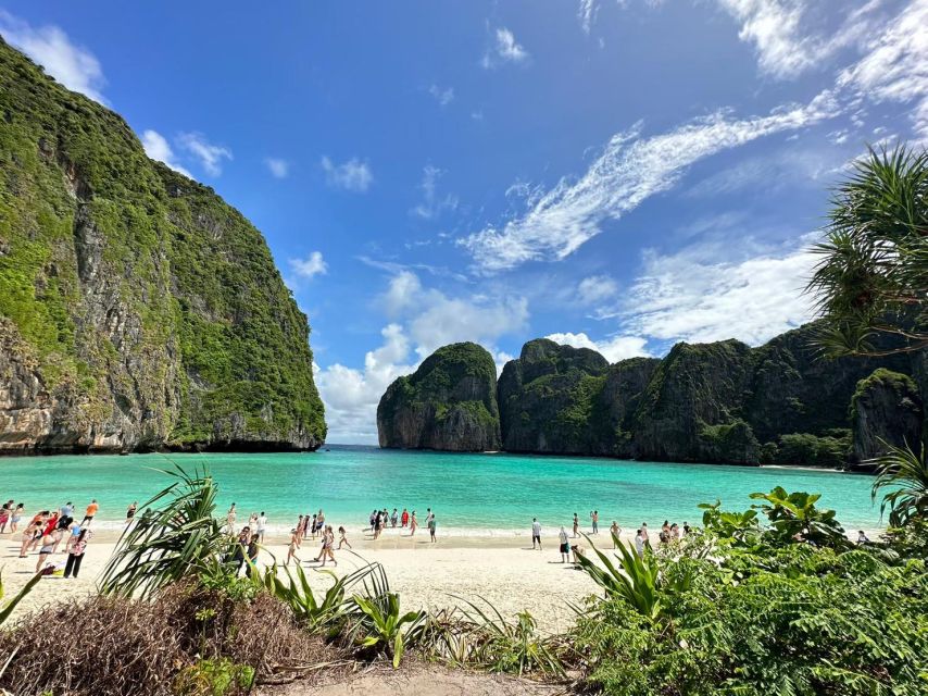 One Day Phi Phi Island by speed boat ( Join ) - Pileh Lagoon is made for a swim