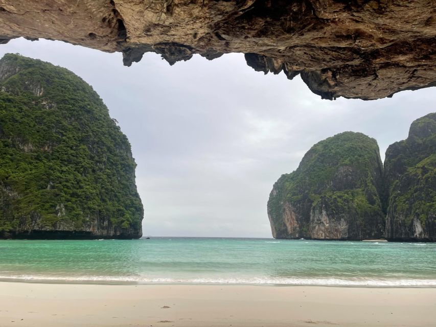 One Day Phi Phi Island by speed boat ( Join ) - Monkey Bay offers a quick look at macaque life