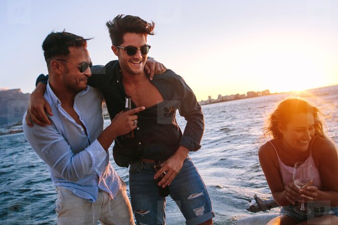 Open Bar Sunset Cruise in Catamaran or Speedboat (Best Deal) - Two hours of skyline, music, and sunset