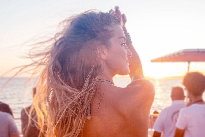 Open Bar Sunset Cruise in Catamaran or Speedboat (Best Deal) - Starting at Sibarita del Mar in Centro Historico
