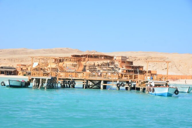 Orange Island Snorkeling Trip & Twister Speed Boat Ride & Lunch - Hurghada - The first guided snorkeling stop