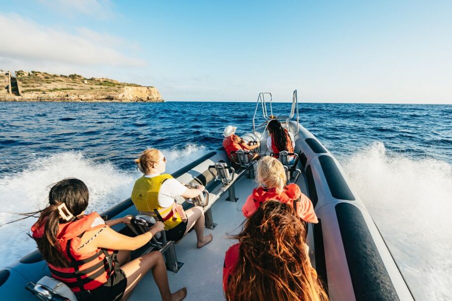 Palma Bay: 1-Hour Speedboat Adventure - Why one hour works well in Palma Bay