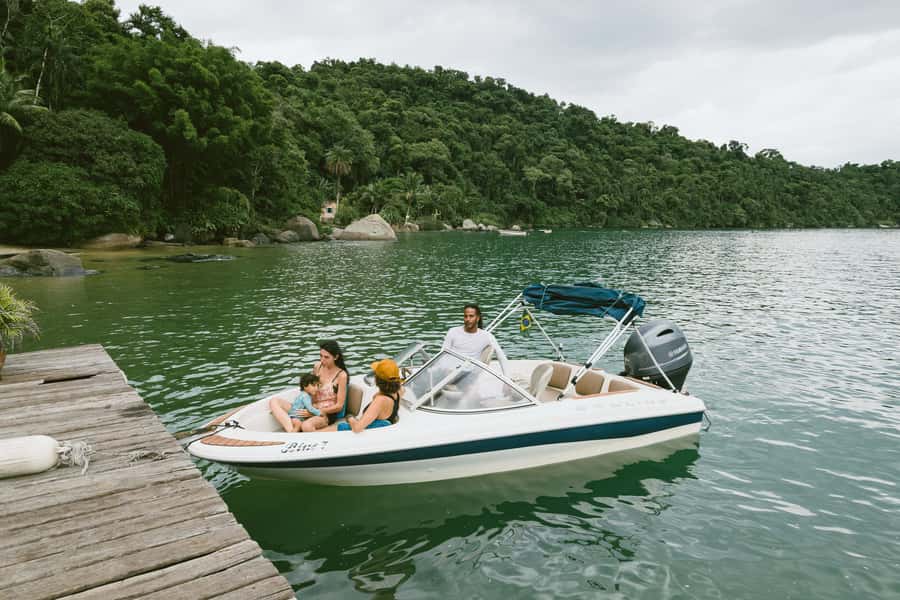 Paraty: A Private Speedboat Experience in Mamangua - What happens when the weather turns