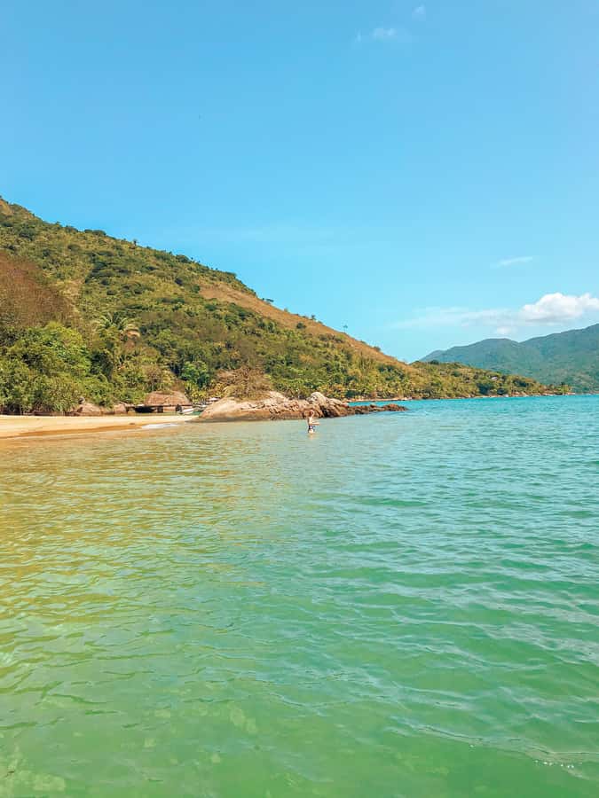 Paraty: Saco do Mamanguá Speedboat Tour - Engenho Beach, the Choice for a Quiet Shore