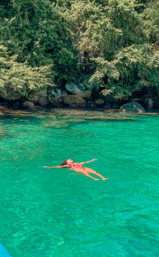 Paraty: Saco do Mamanguá Speedboat Tour - Cruzeiro Beach and the Only Lunch Stop