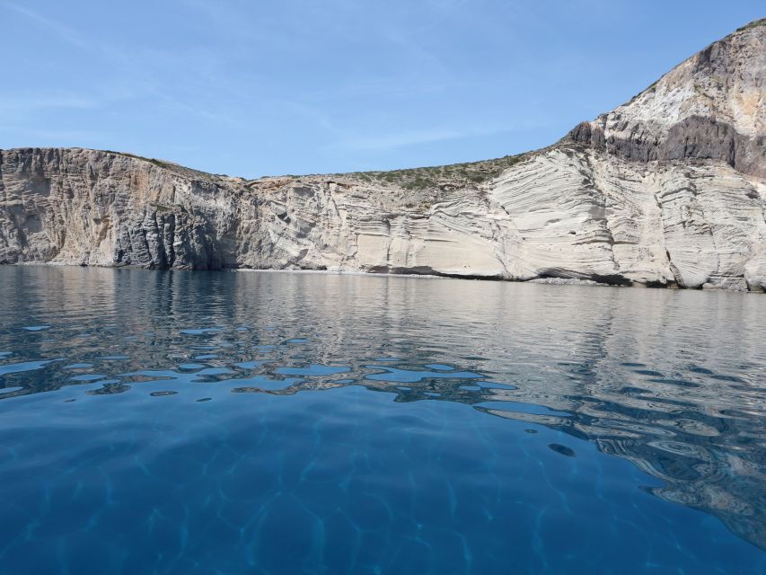 Paros: Private Paros and Antiparos Luxury Speedboat Tour - Despotiko for lunch and ancient remains