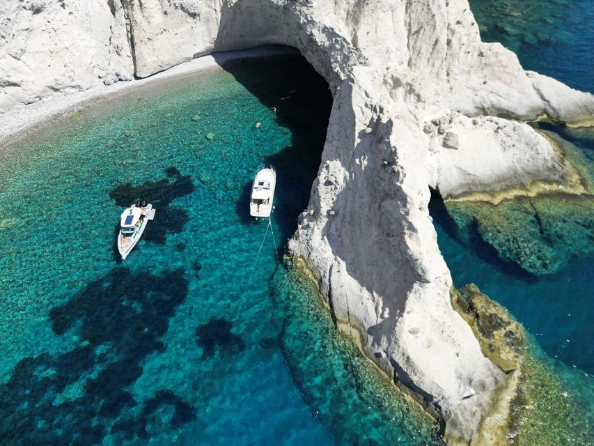 Paros: Private Paros and Antiparos Luxury Speedboat Tour - Livadi and the final swim