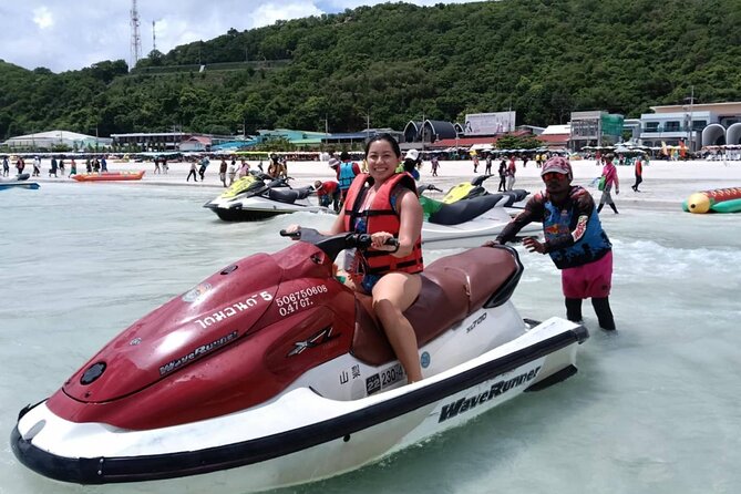 Pattaya Coral Island speed boat with lunch from Bangkok - Who will enjoy this day most