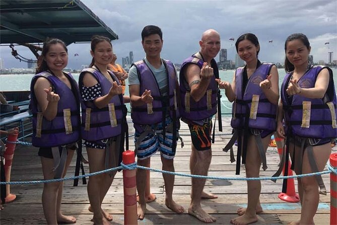 Pattaya: Coral Island-Trip with Lunch and activities your choice by Speed Boat - Thai set lunch at a local island restaurant