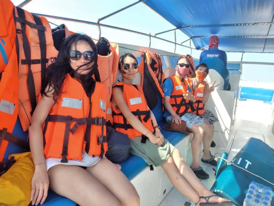 Pattaya: Private Speedboat to Coral Islands Cruise - Crowds, Cleanliness, and Realistic Expectations