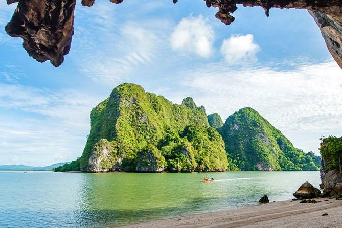 Phang Nga Bay Tour by Speed Boat - Thai lunch at Ko Panyi Village