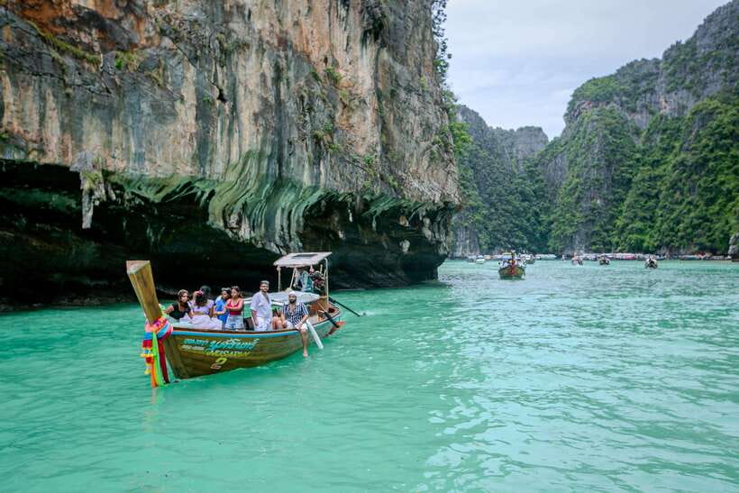 Phi Phi: Early Morning Speed Boat to Maya Bay - Weather, sea conditions, and the monsoon months