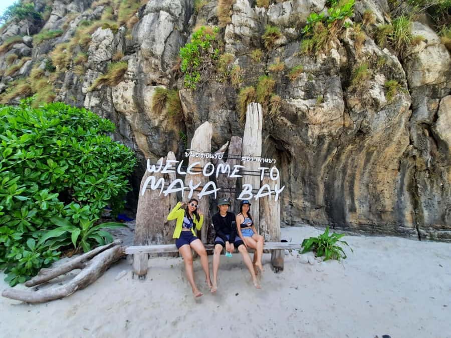 Phi Phi: Full-Day Phi Phi Islands & Sunset Tour by Speedboat - What the $78 price really buys