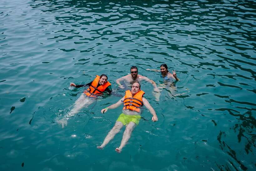 Phi Phi : Half Day By Speed Boat 4 hours Phi Phi Lay - Monkey Beach: quick wildlife viewing